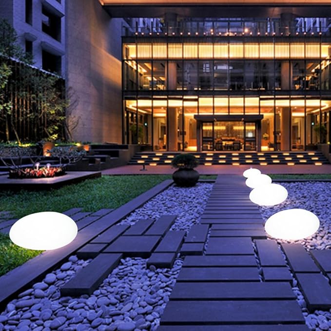 Nele – LED Gartenleuchte im Stein-Design