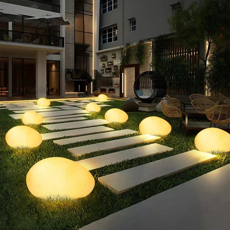 Nele – LED Gartenleuchte im Stein-Design