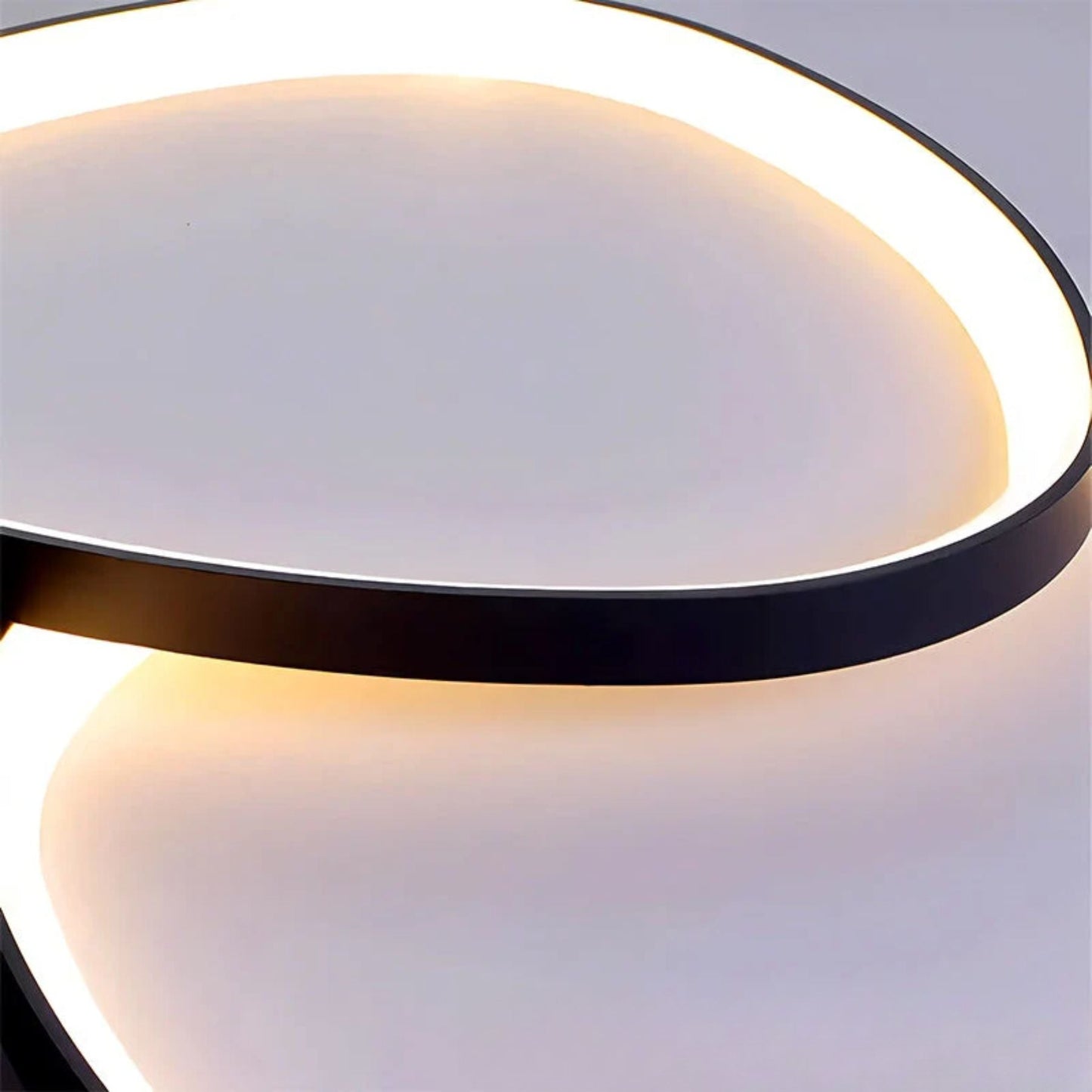 Daphne – Moderne LED-Plafondlampe