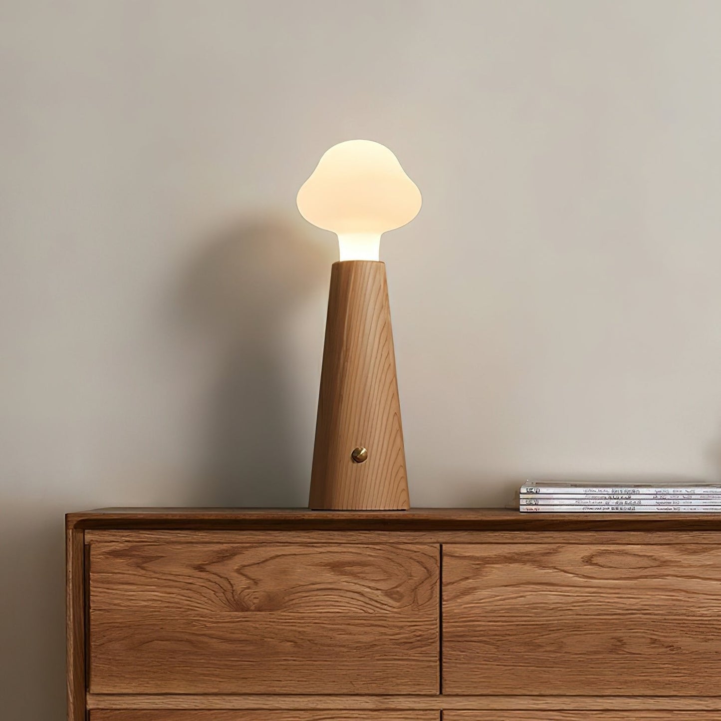 Eirik – Minimalistische Massivholz-Tischlampe