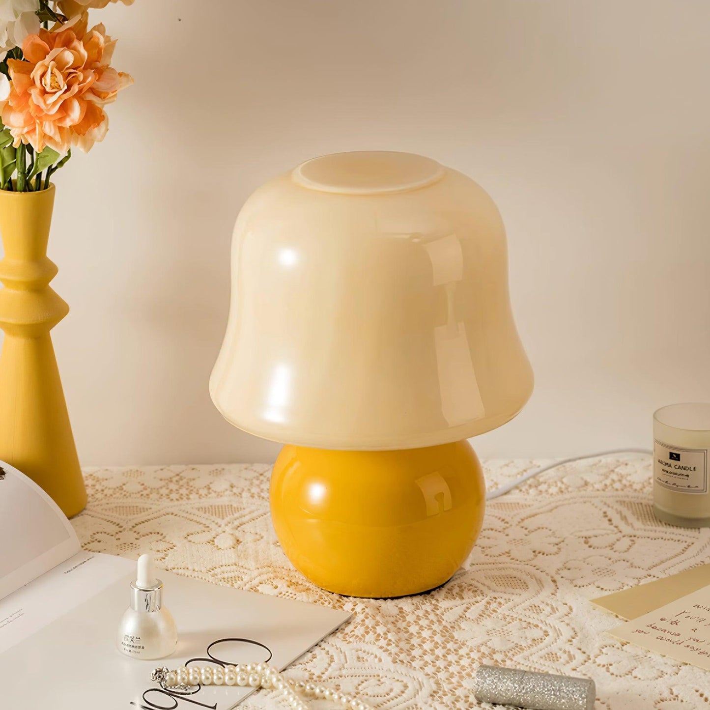 Lena – Tischlampe im Pilzdesign aus glasierter Glas