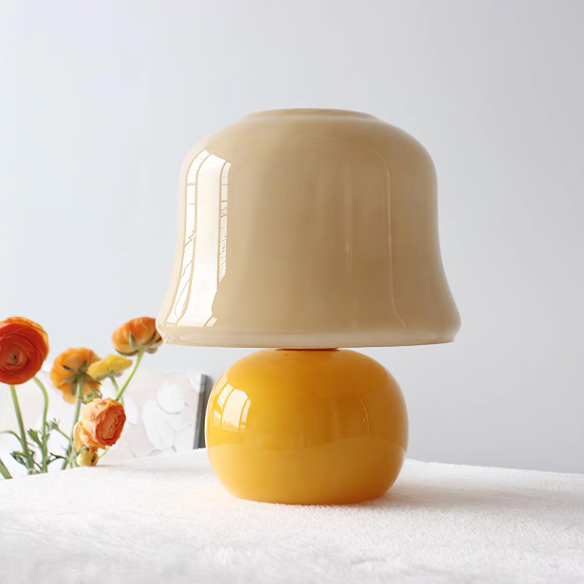 Lena – Tischlampe im Pilzdesign aus glasierter Glas