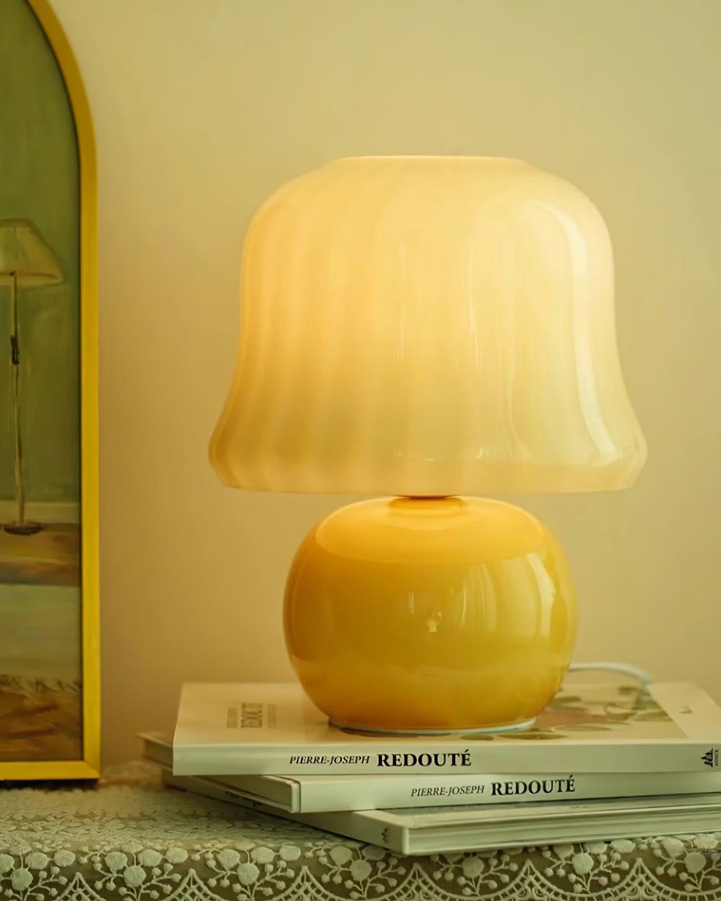 Lena – Tischlampe im Pilzdesign aus glasierter Glas