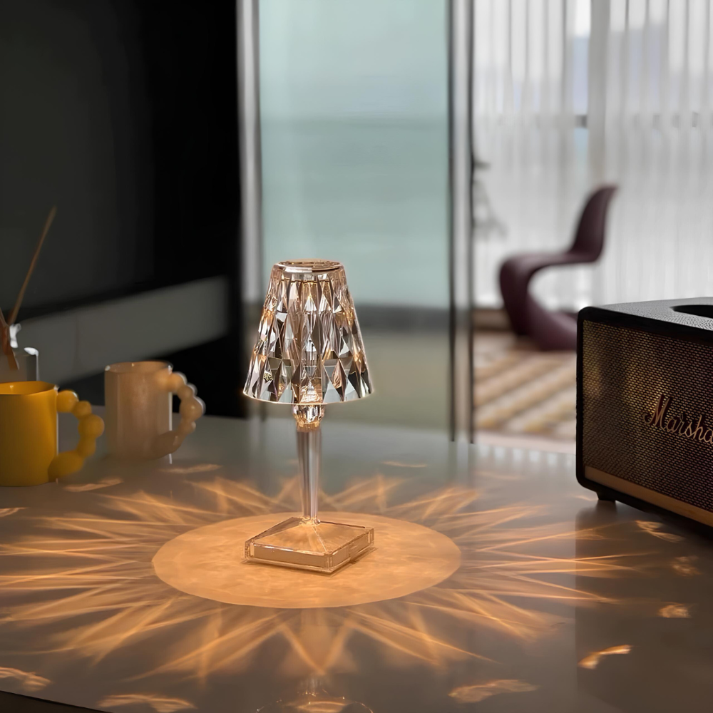 Crystelle – Tragbare Diamond Kristall Tischlampe