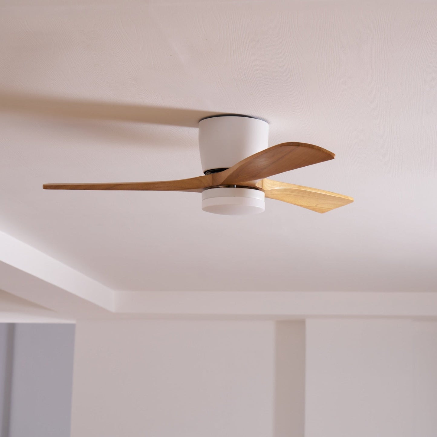 Levi – Nordische Deckenlampe mit Ventilator