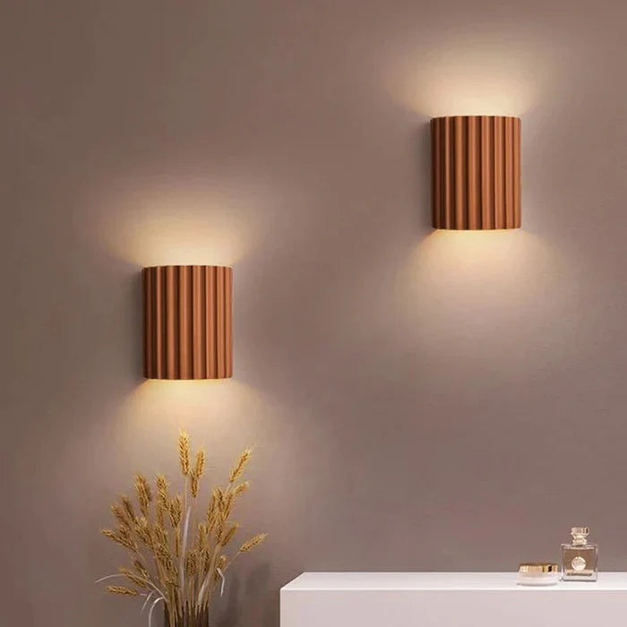 Theo – Nordic Design Resin Wandleuchte