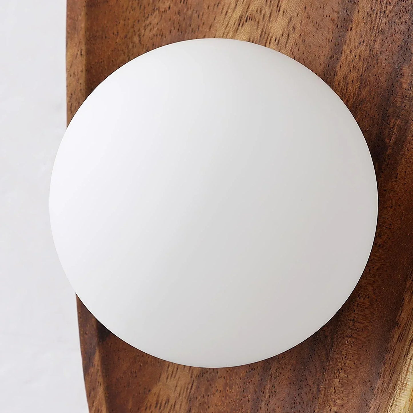 Aika – Moderne Wandleuchte