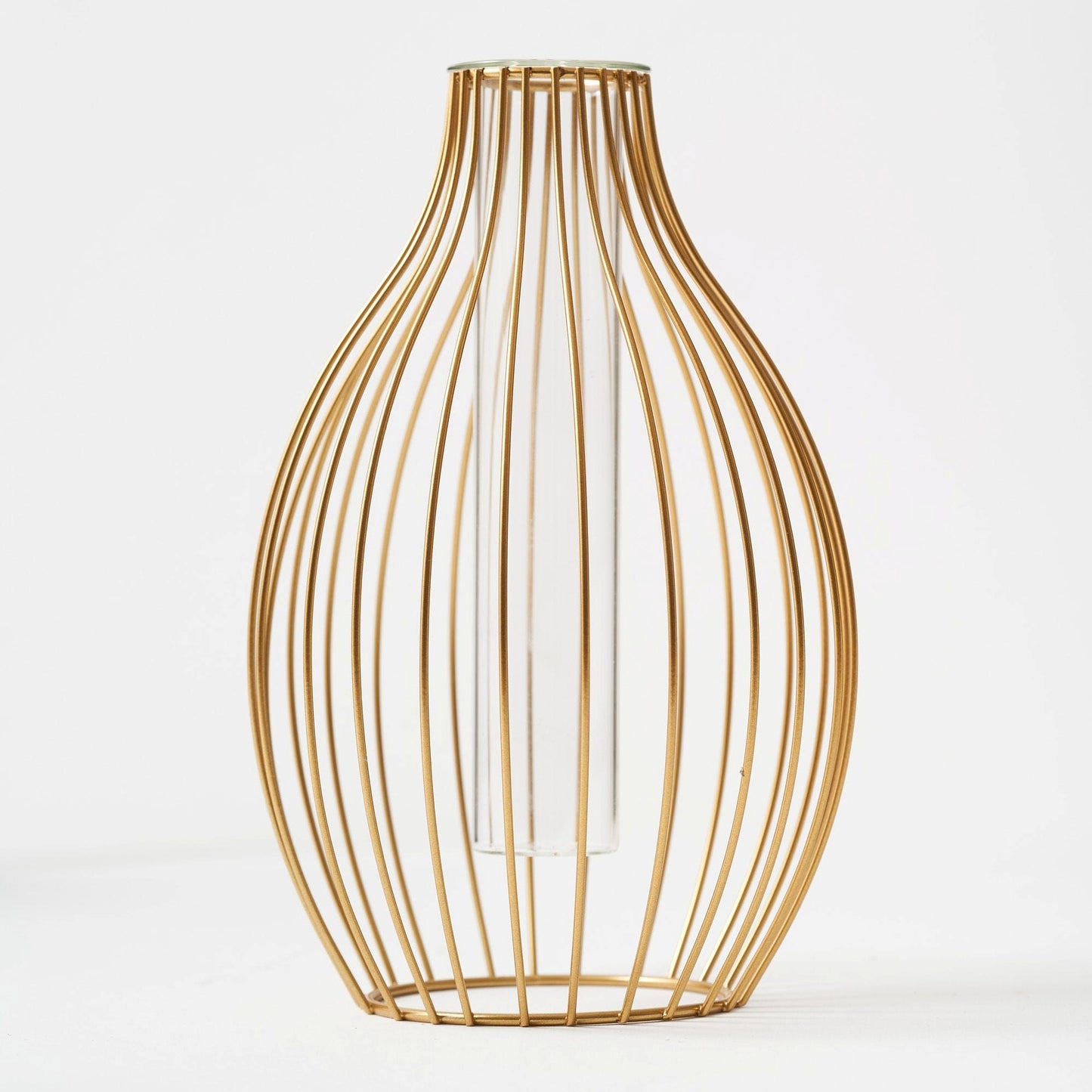 Rye – Ausdrucksstarke Vase in Gold