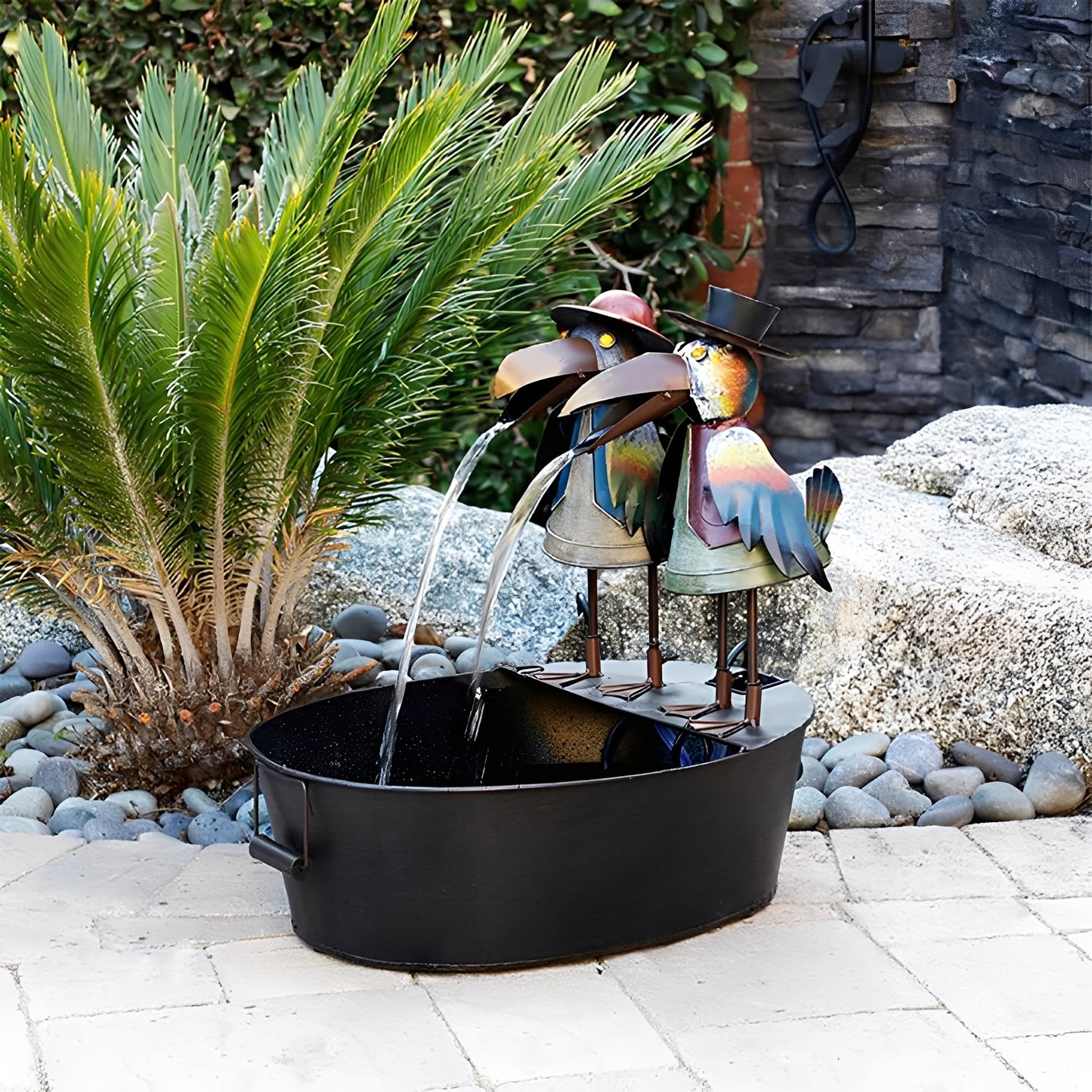 Taviano – Rustikale Gartenbrunnen-Dekoration aus Kunstharz