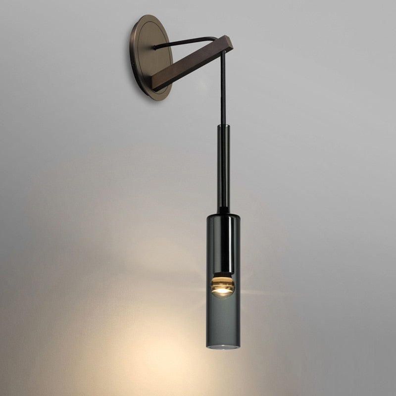 Ylva – Nordic Smoked Glass Wandlampe