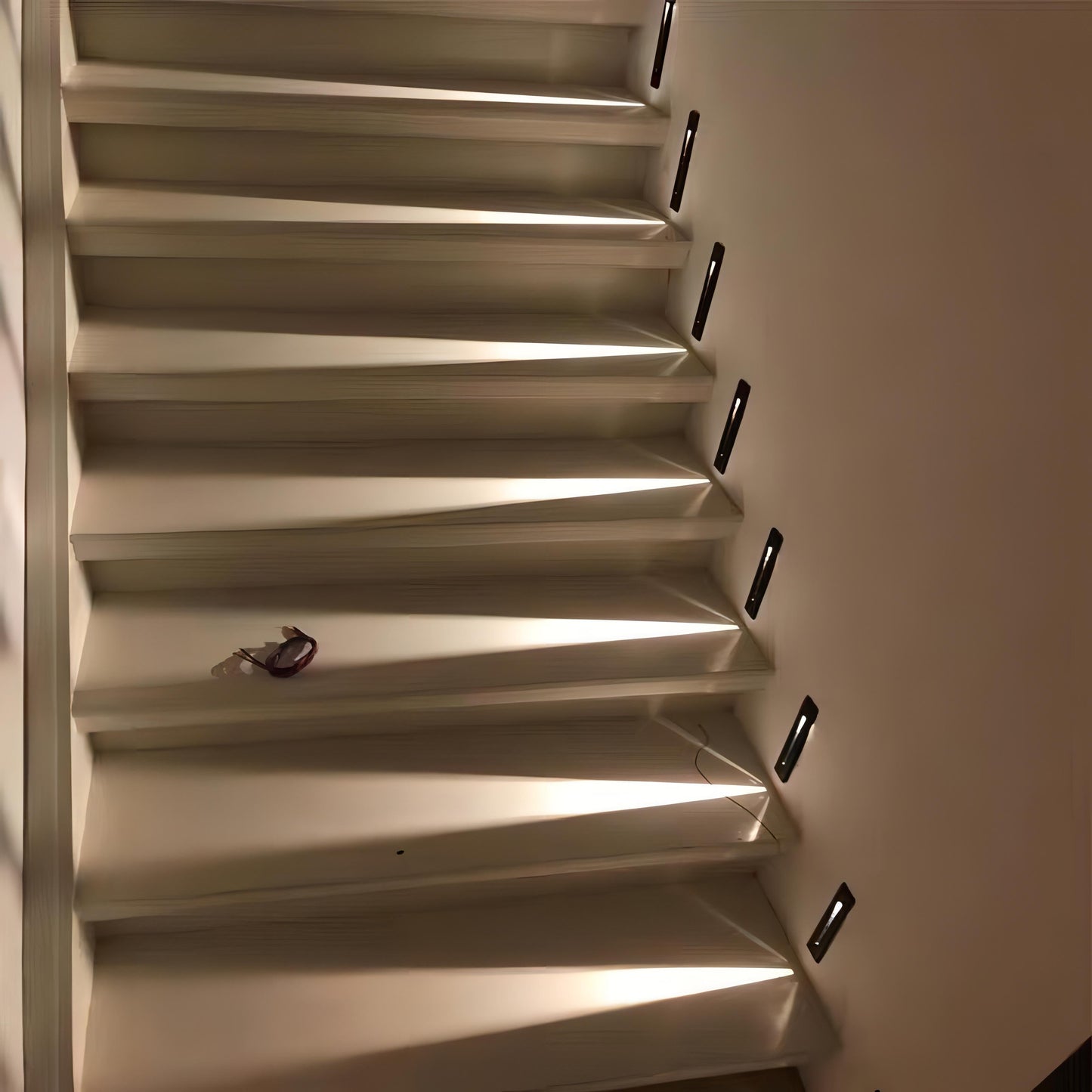 Luciano – LED-Stufenwandleuchte