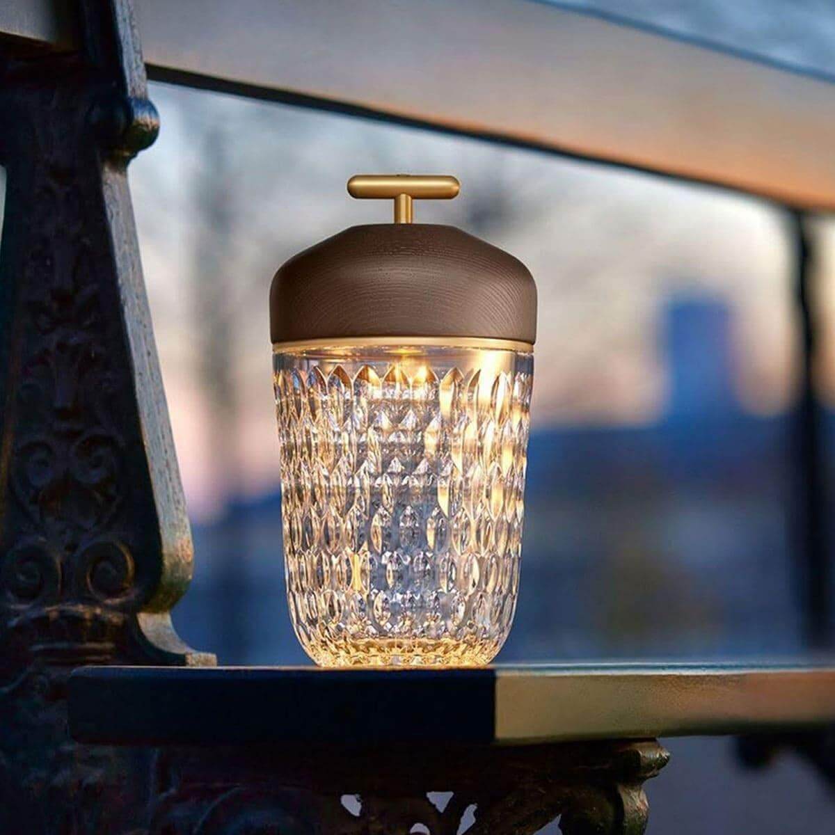 Naoki – LED Tischleuchte