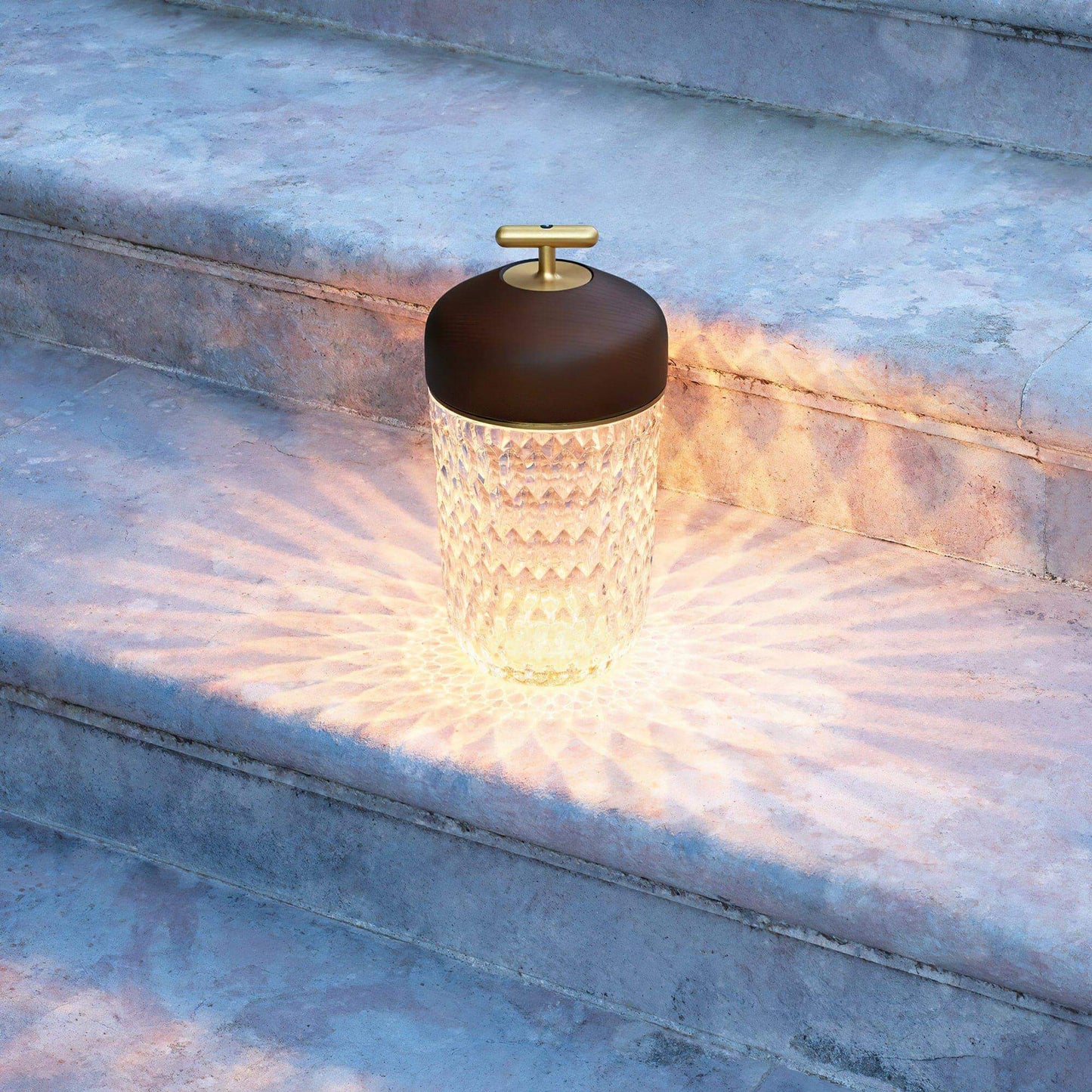 Naoki – LED Tischleuchte