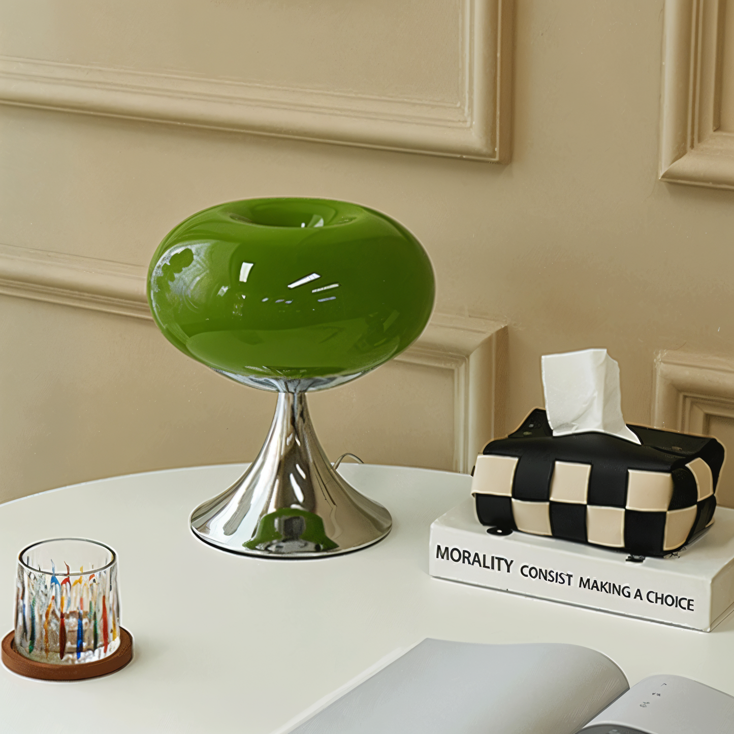 Ami – Kurvige Macaron Glas Tischlampe