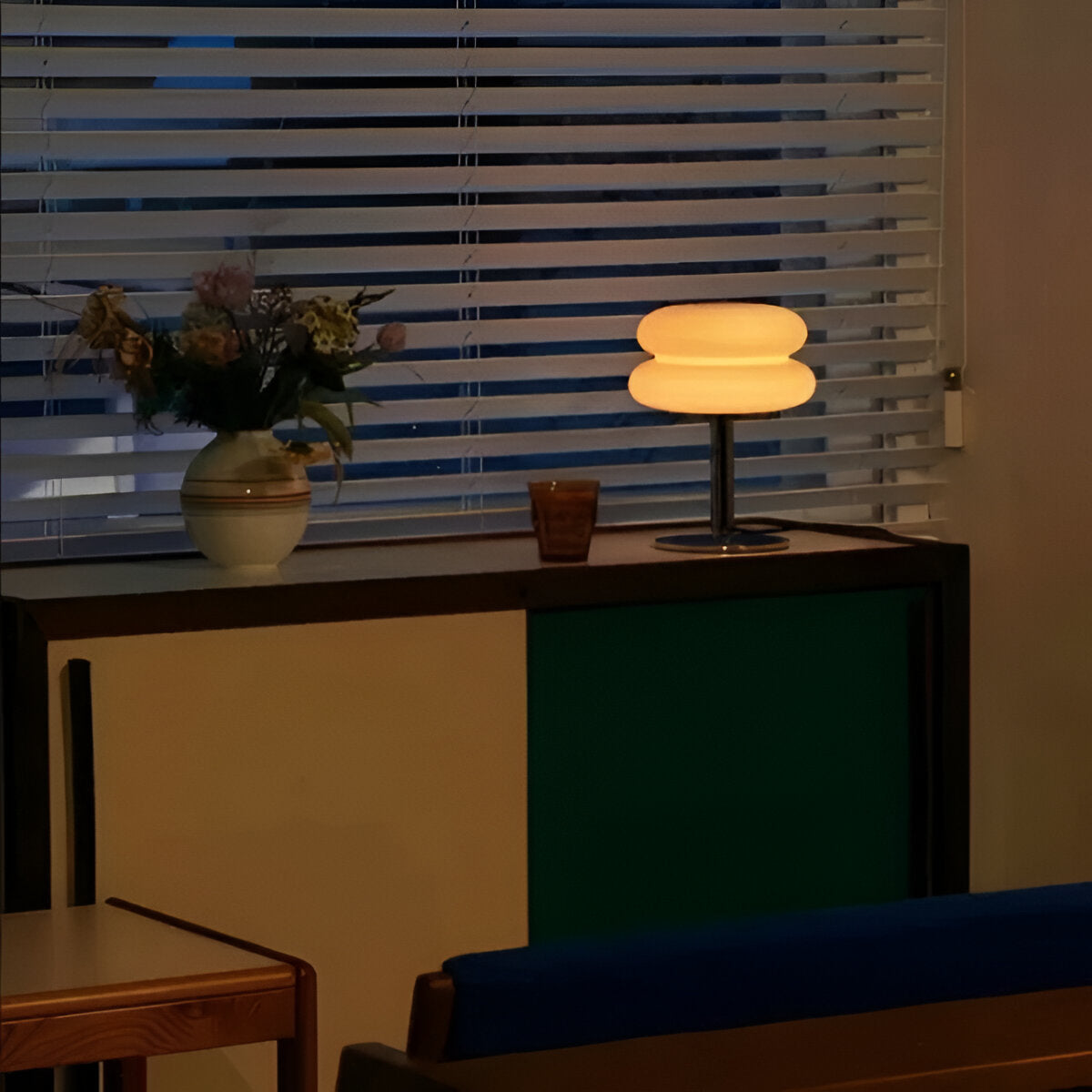 LumiBlend Tischlicht – Farbige Glaslampe für stilvolle Wohnräume