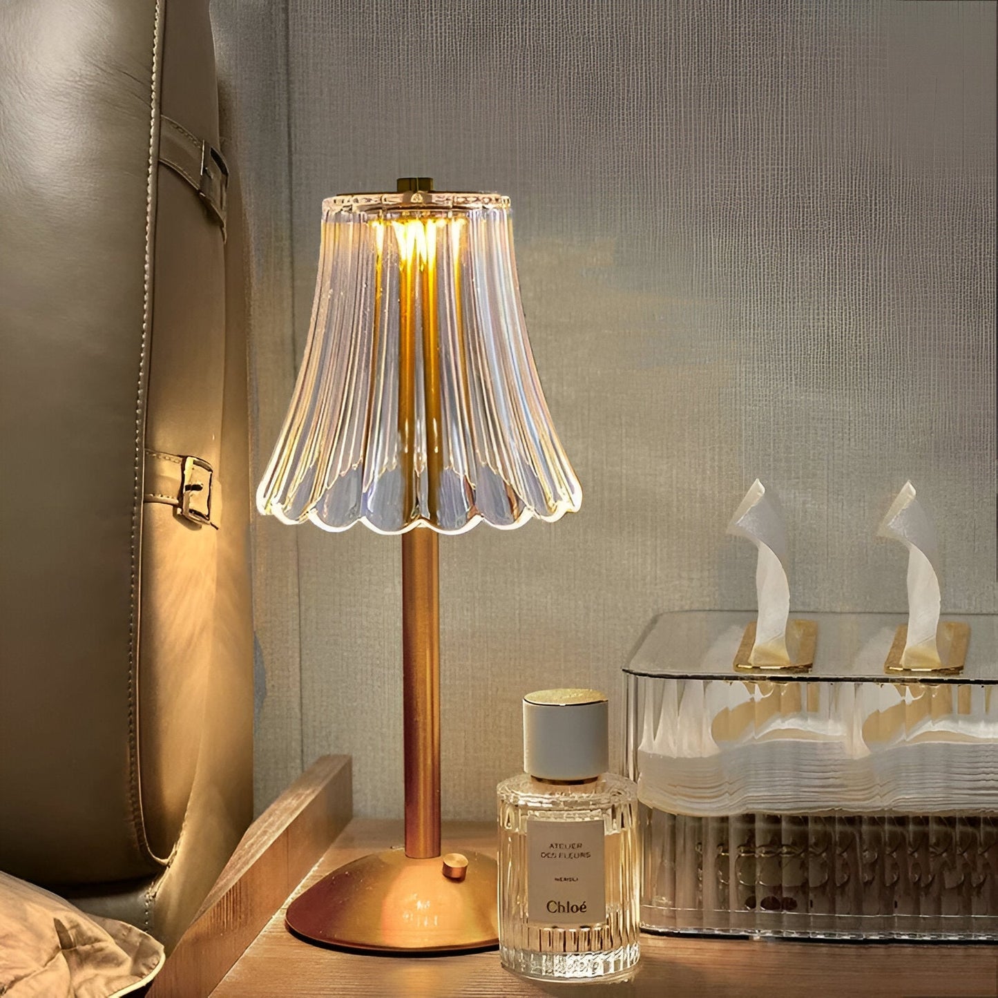 Haruko – Acryl Tischlampe