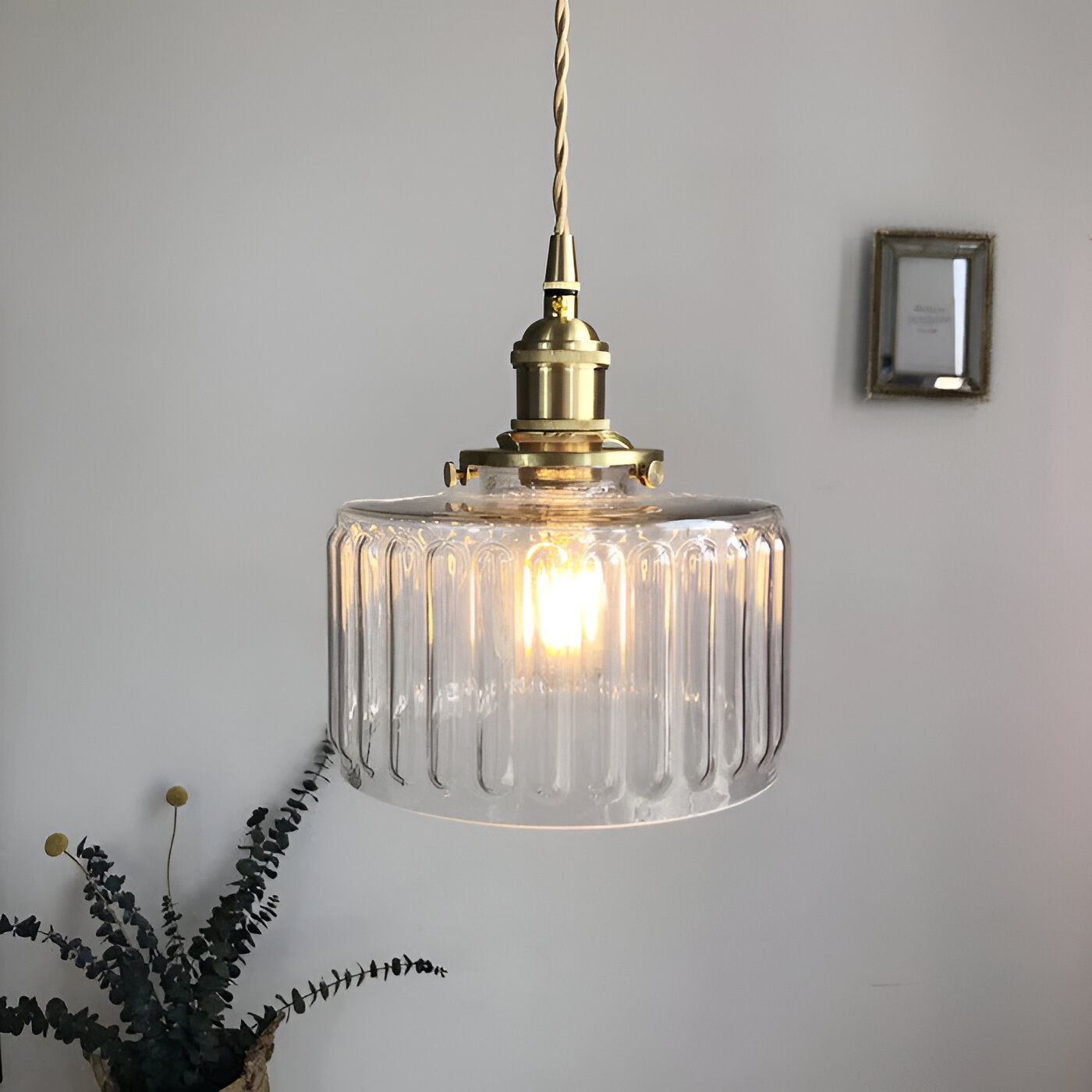 GreenTinge Glow – Retro-Pendelleuchte in Smaragdgrün mit Glasdetails