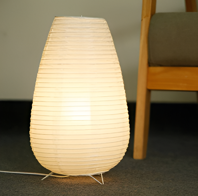Aiko – Japanische Reispapier Tischlampe