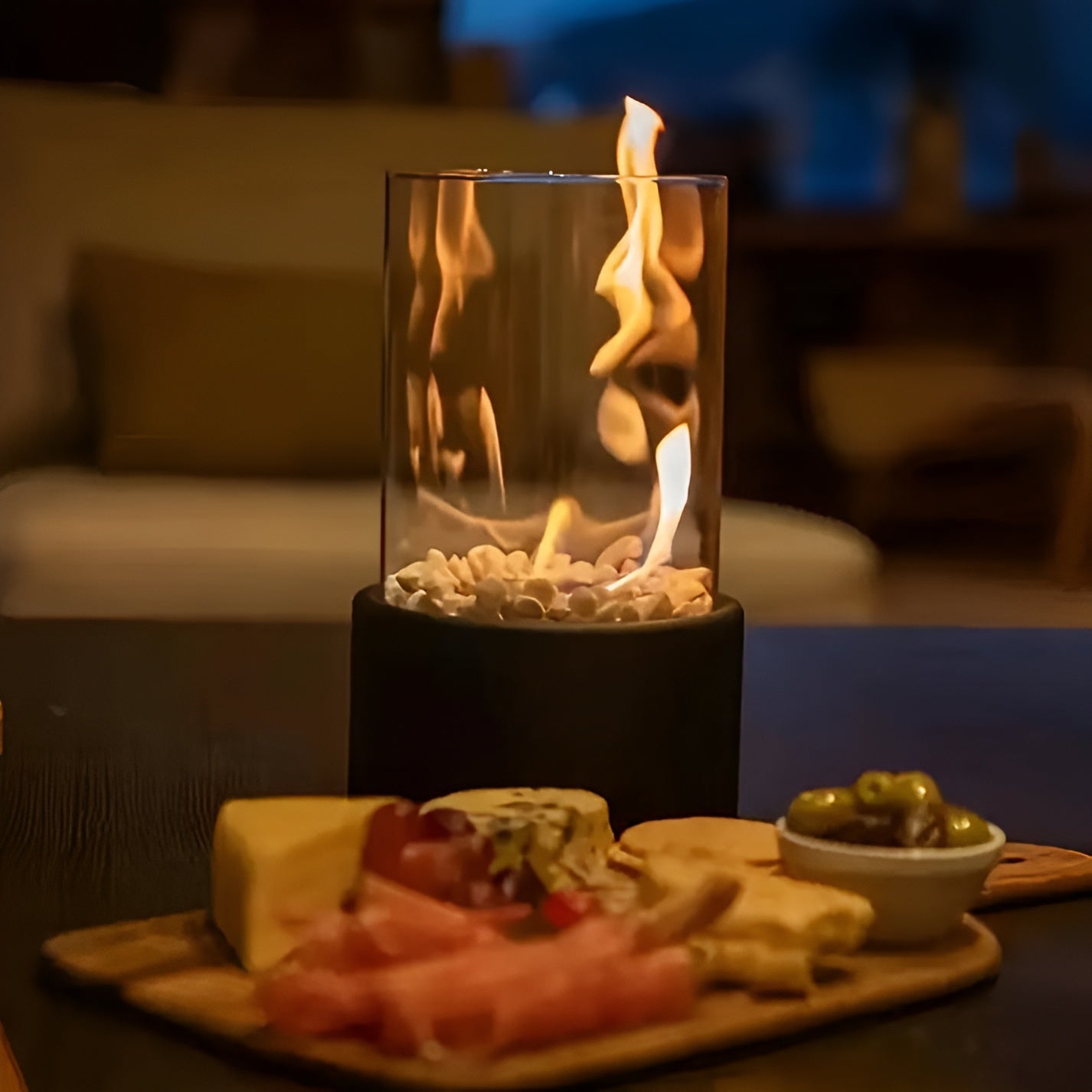 Lumo – Runde Tisch-Feuerlampe aus Glas & Edelstahl