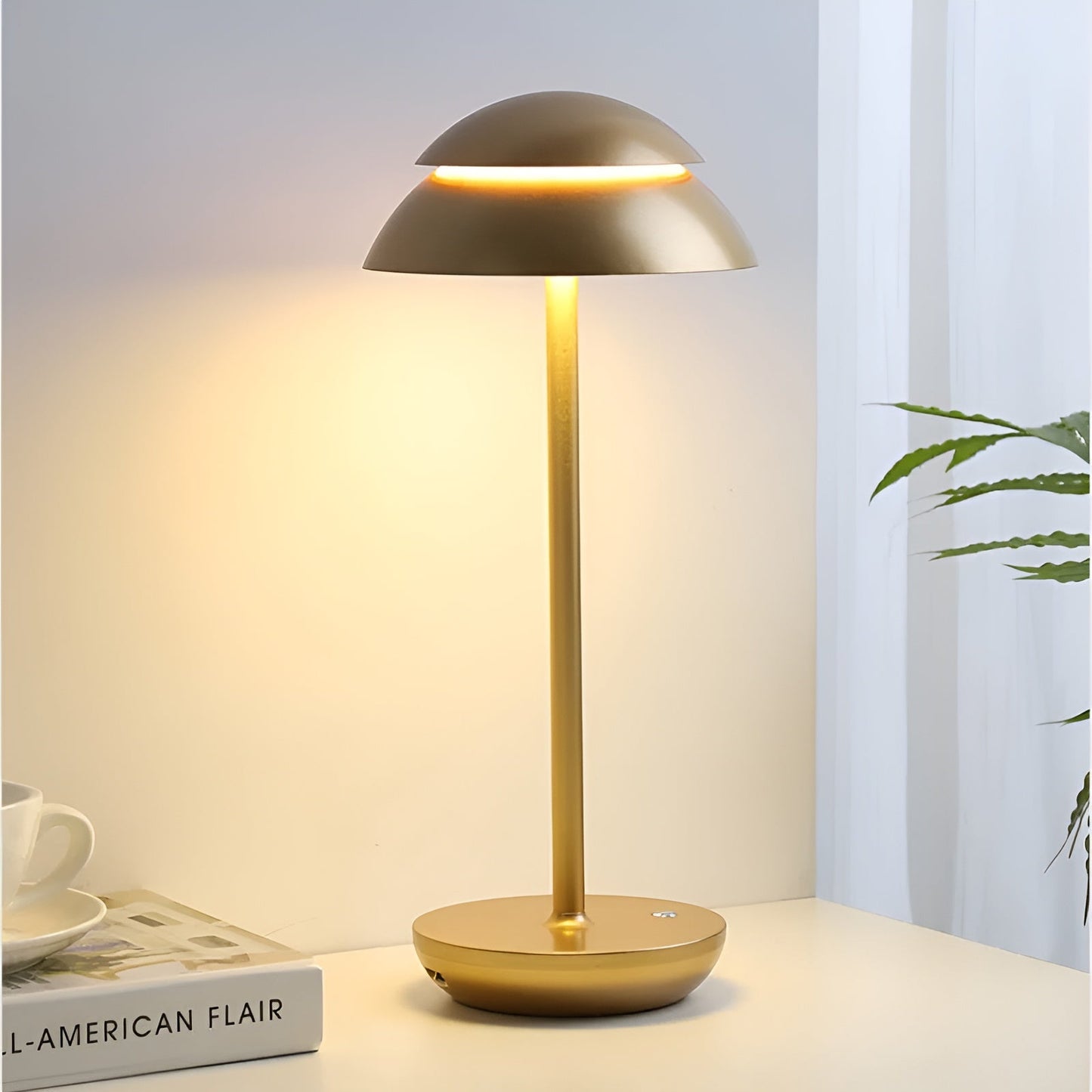 ShadeLite – Kabellose LED-Tischleuchte mit minimalistischem Schirmdesign