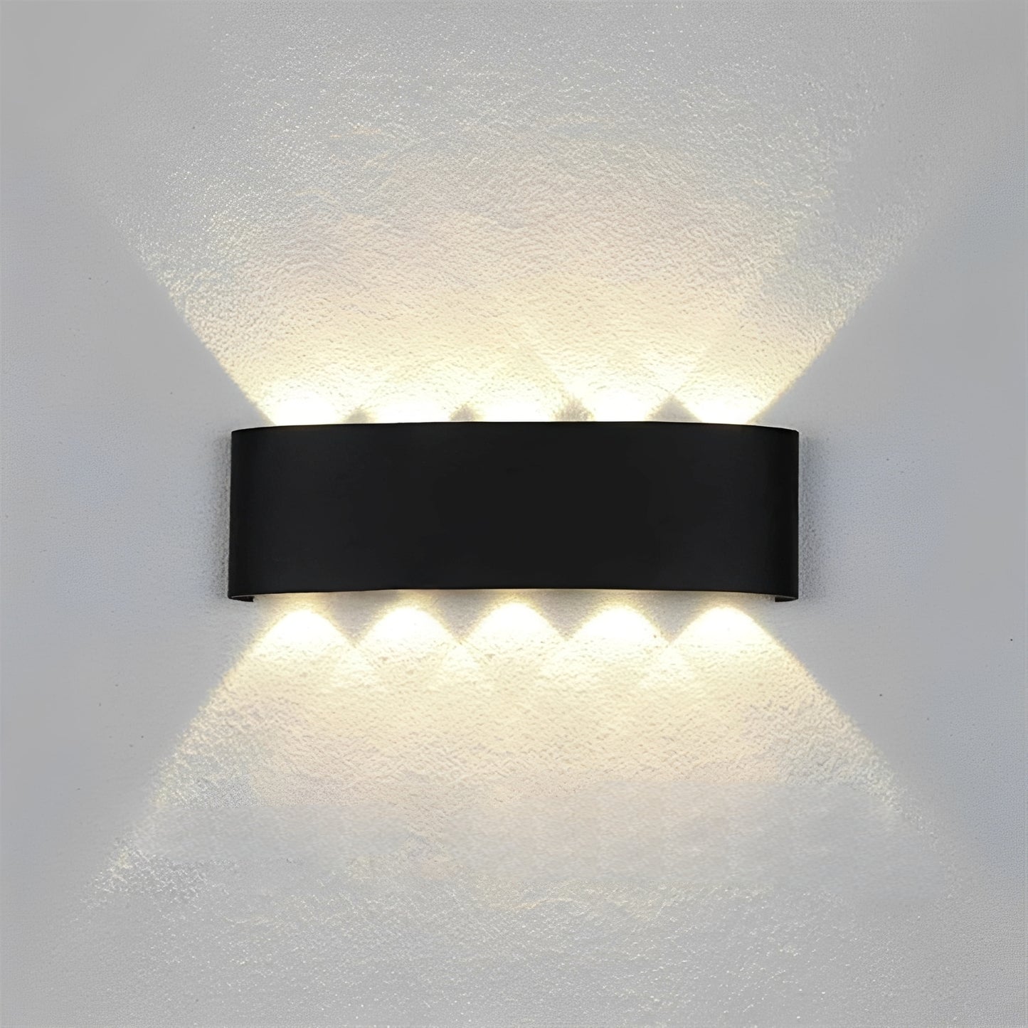 Levi – Regenfeste LED Wandlampe