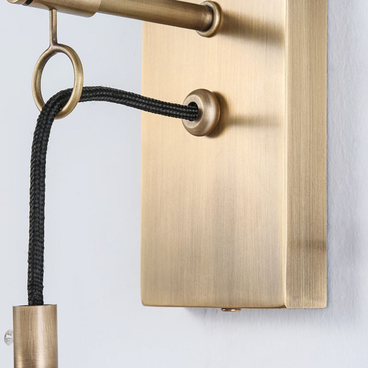 Ray – Wandleuchte aus Kupfer und Glas