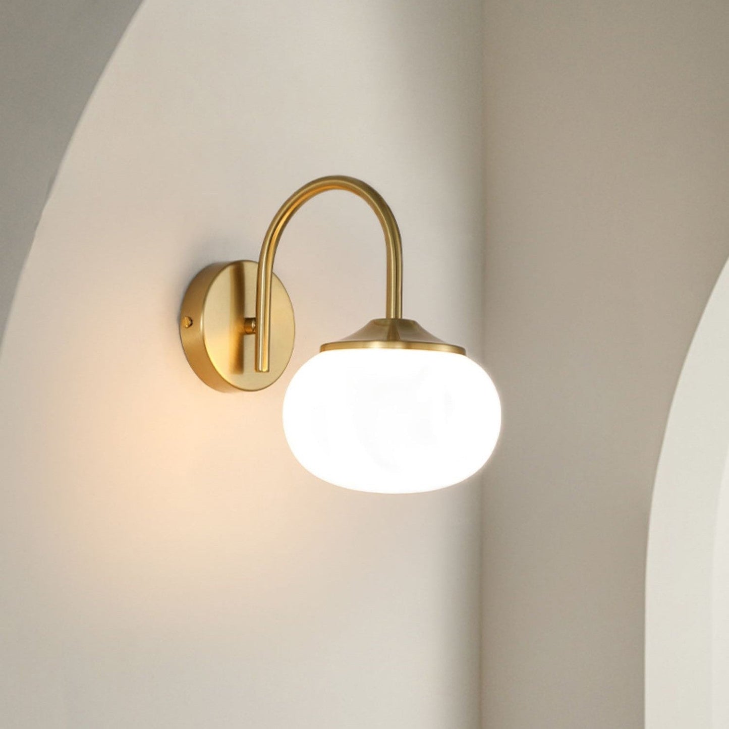 Celia – Wandleuchte aus Schmiedeeisen und Glas