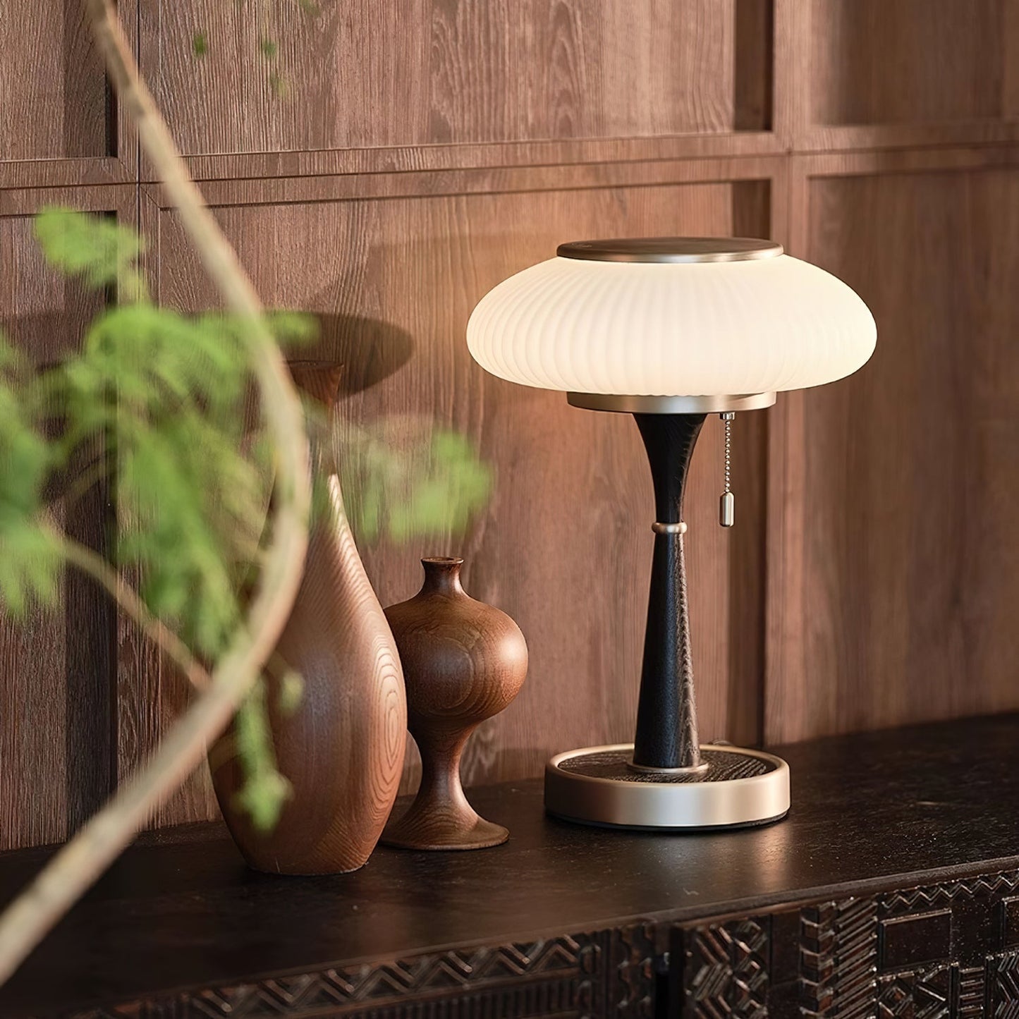 Matsuteko – Amerikanische Tischlampe