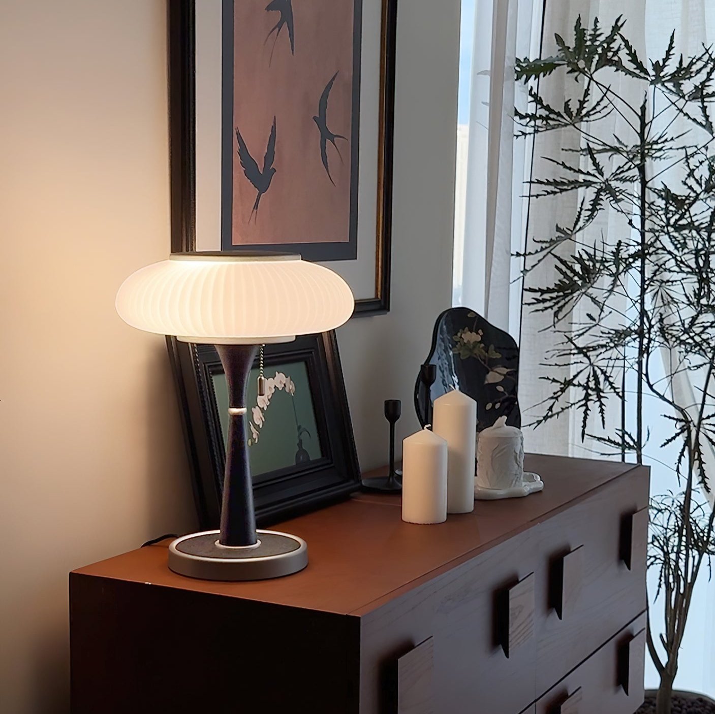Matsuteko – Amerikanische Tischlampe