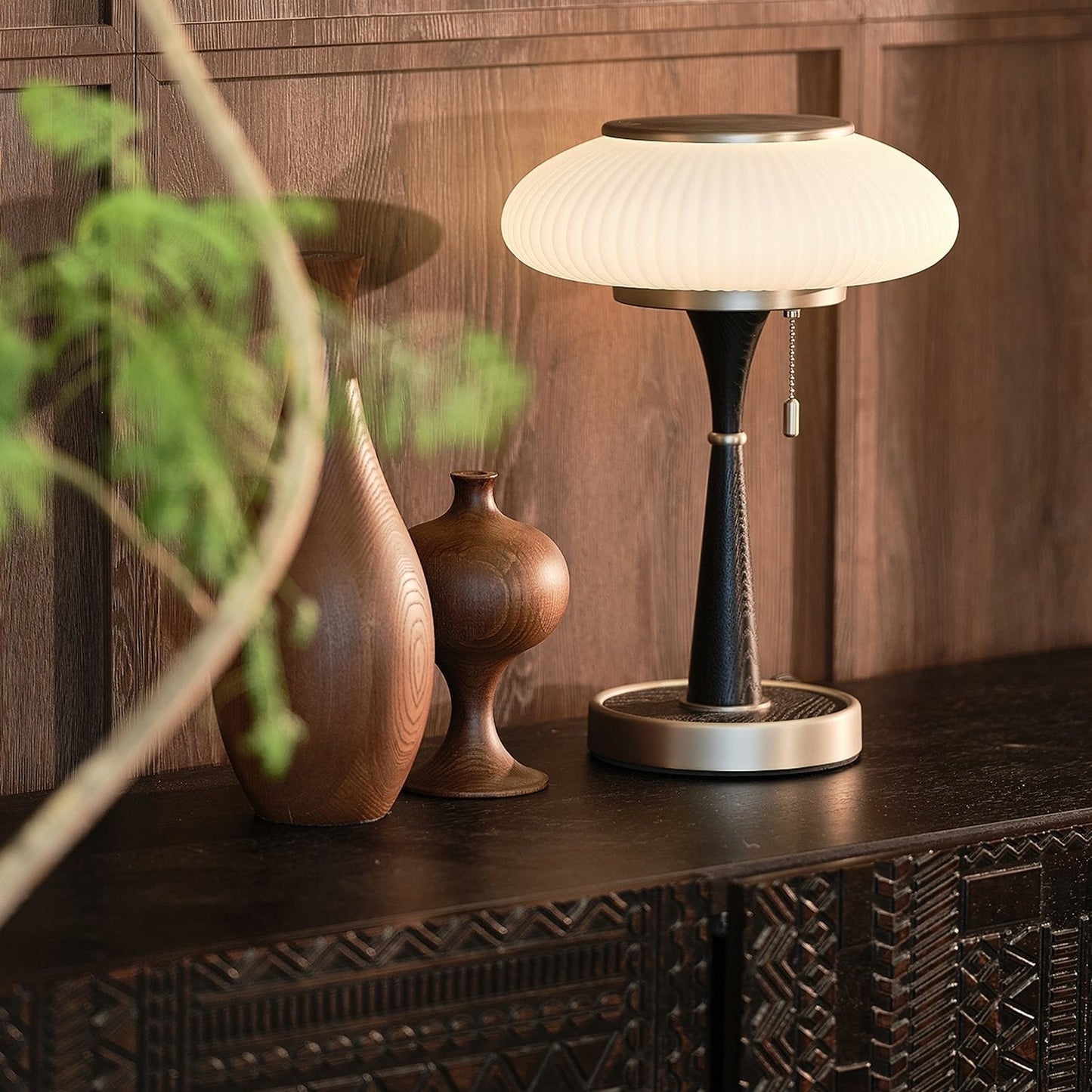 Matsuteko – Amerikanische Tischlampe