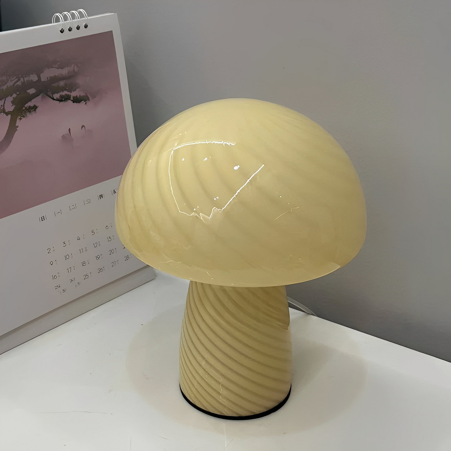 Alba – Nordische Champignon-Tischleuchte