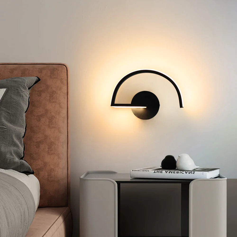 Saran – Minimal Art Halbkreis Wandlicht