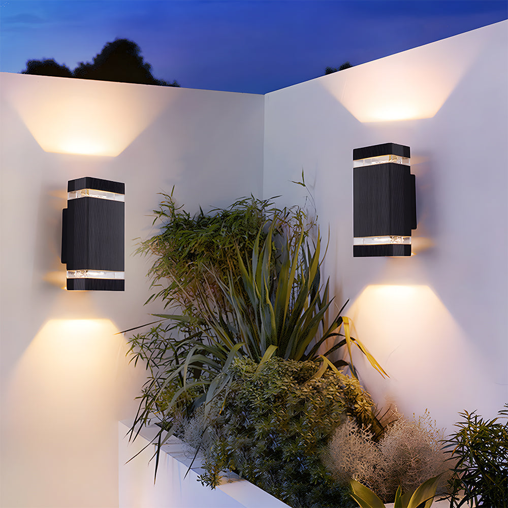 Lukas – Moderne Outdoor-Wandlampe