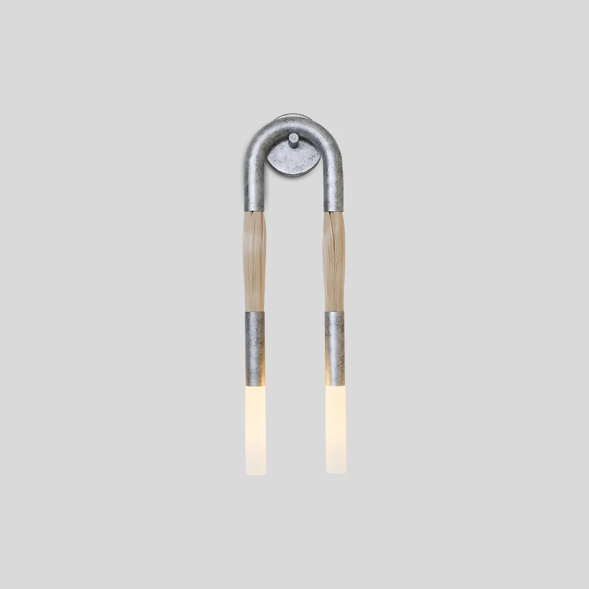 Kuro – Moderne Wandlampe aus Eisen