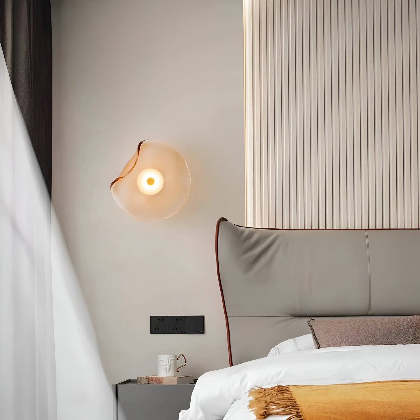 Yuki – Dekorative Wandlampe