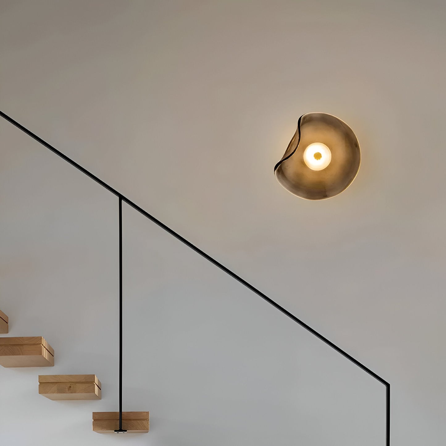 Yuki – Dekorative Wandlampe