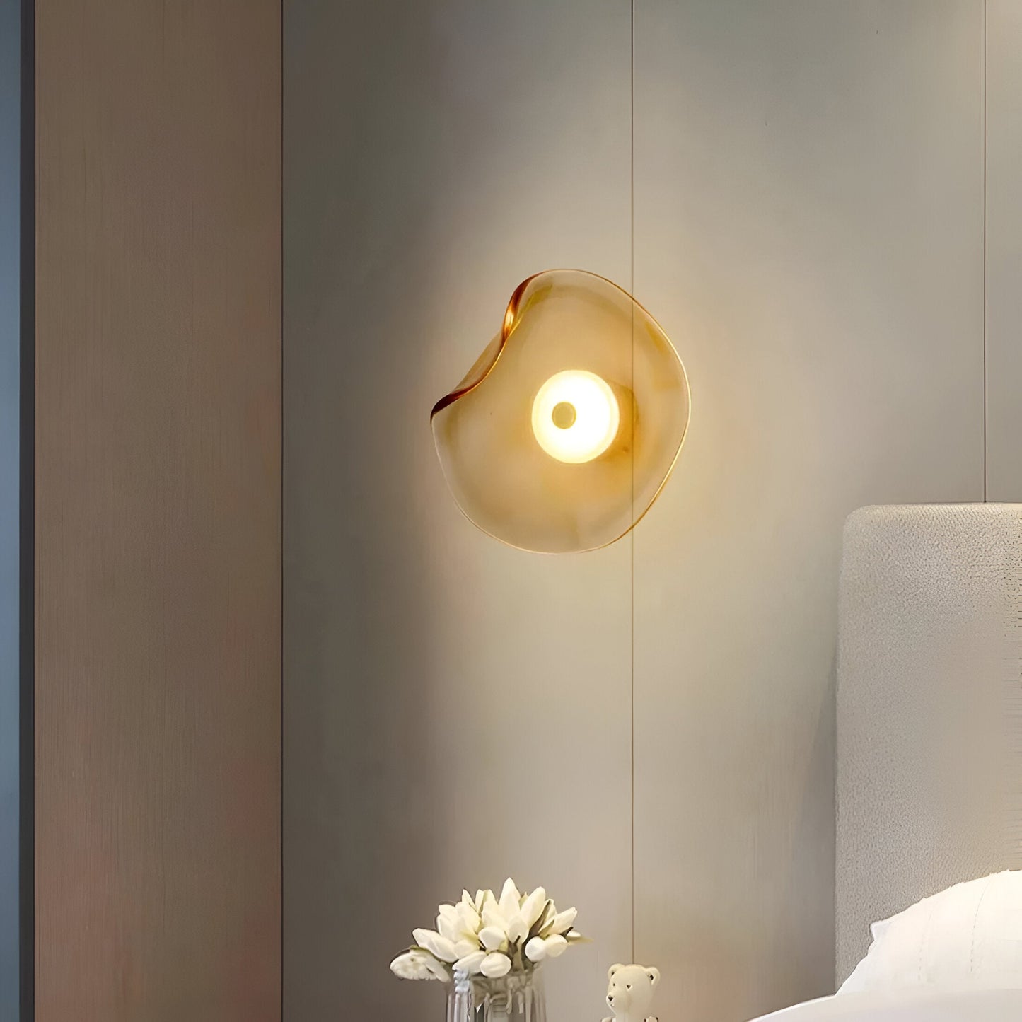 Yuki – Dekorative Wandlampe