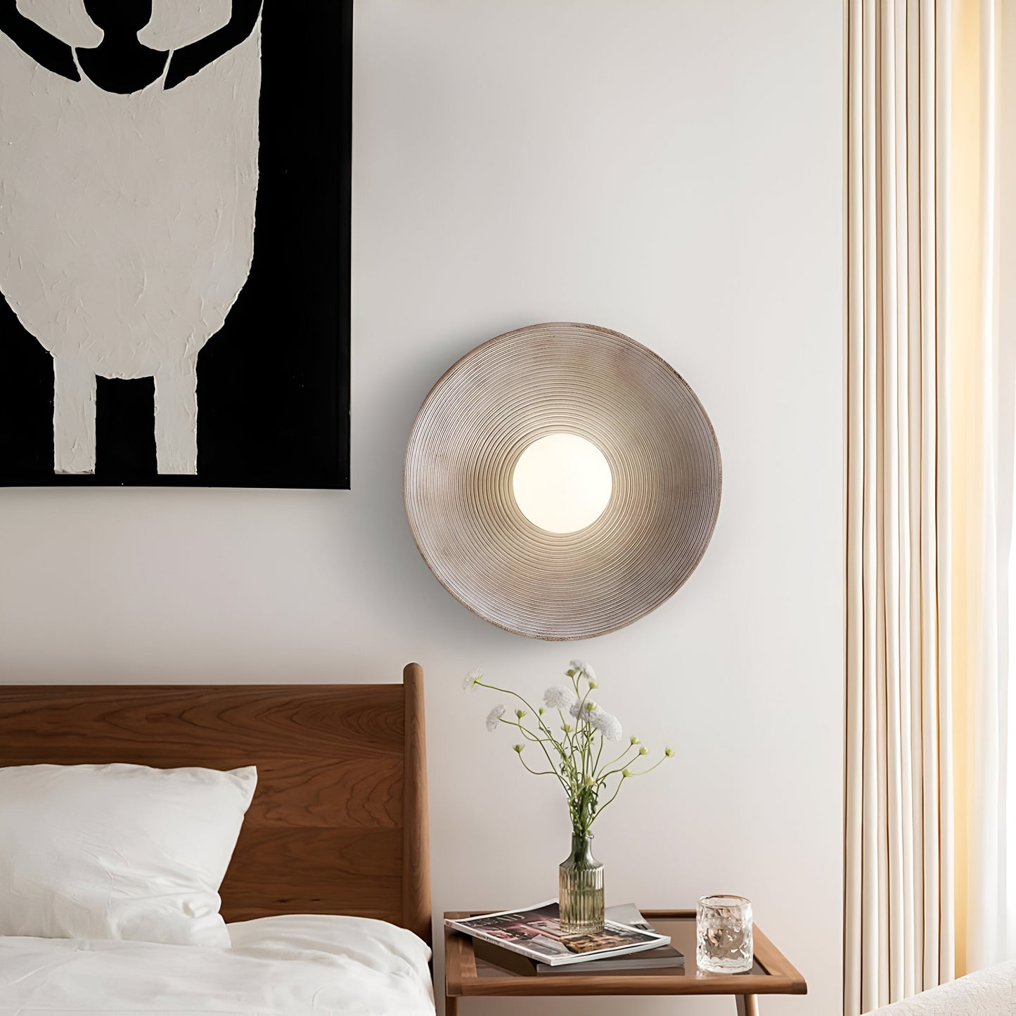 Haru – Dekorative Nachttisch-Wandlampe