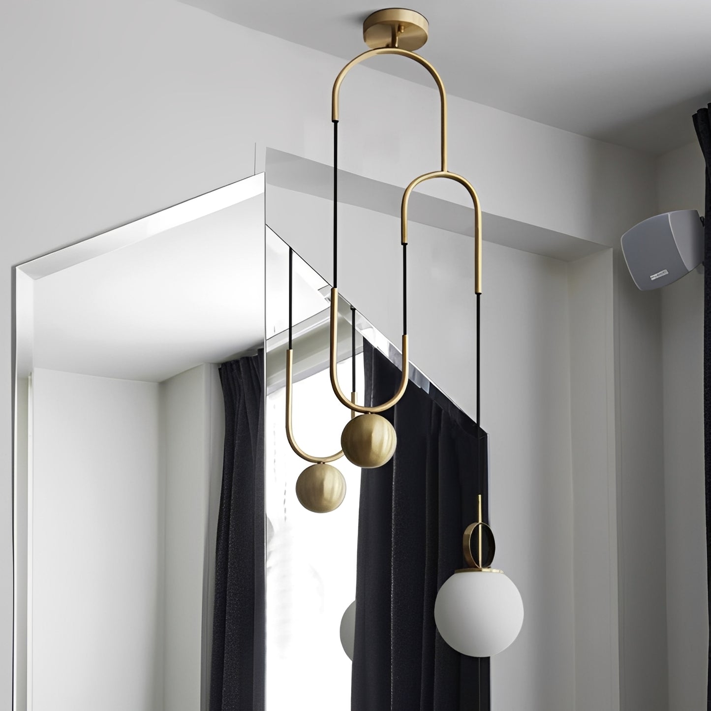 Vireo – Postmoderne Glas-Kugel Designer-Hängeleuchte