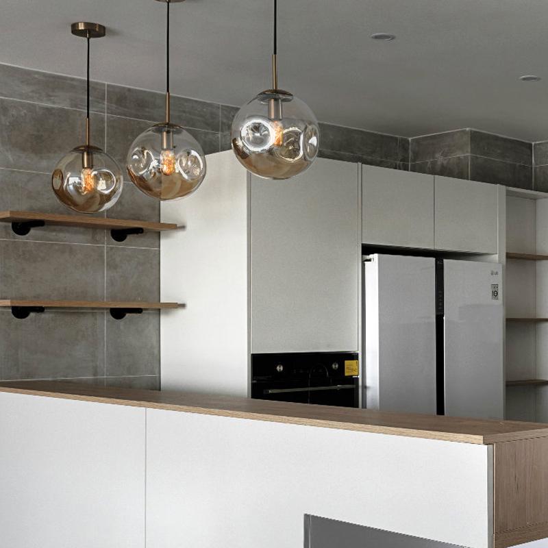 Mond – Kreative Glas-Deckenlampe