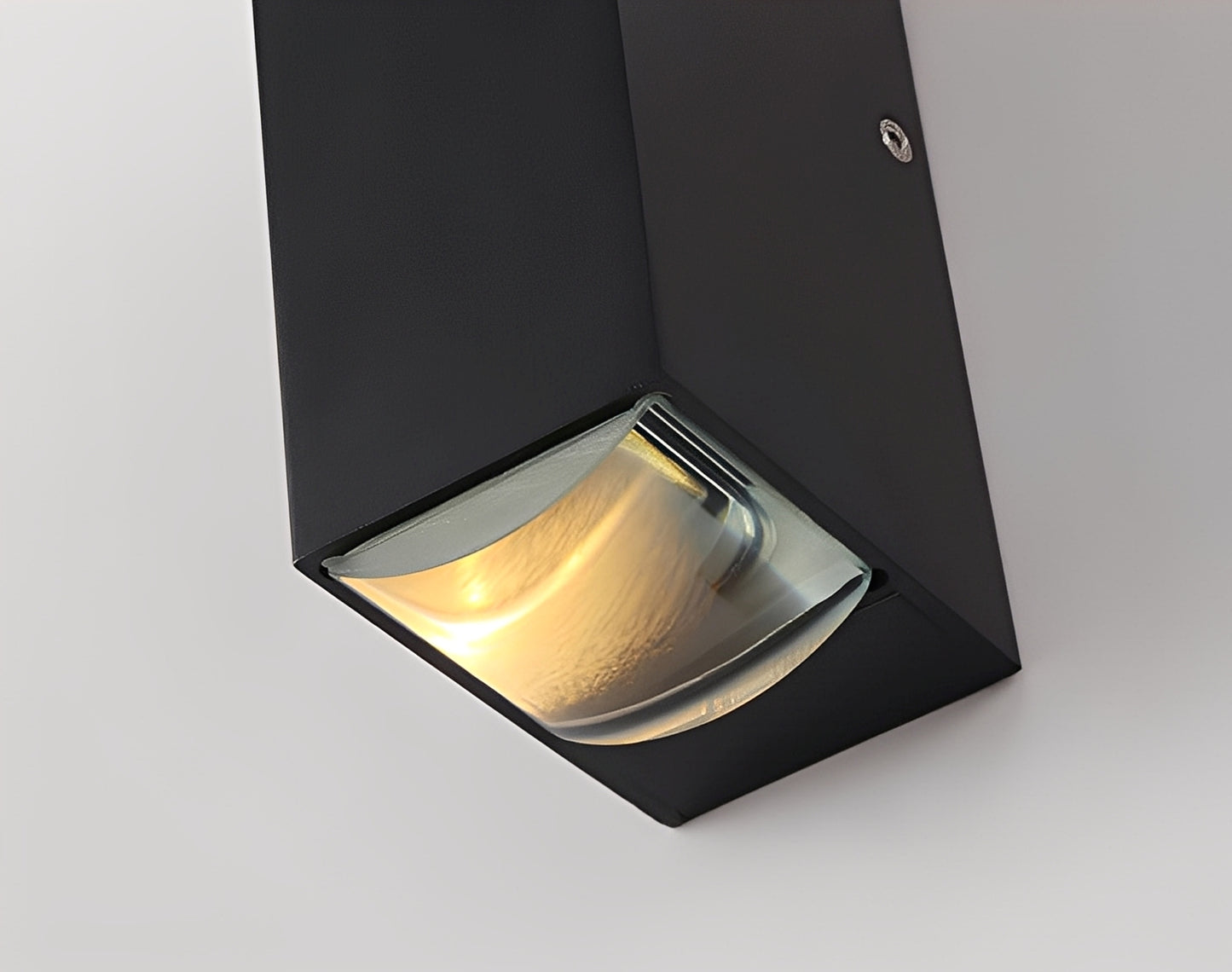 Rivan – Wasserdichte Wand-Spotlampe