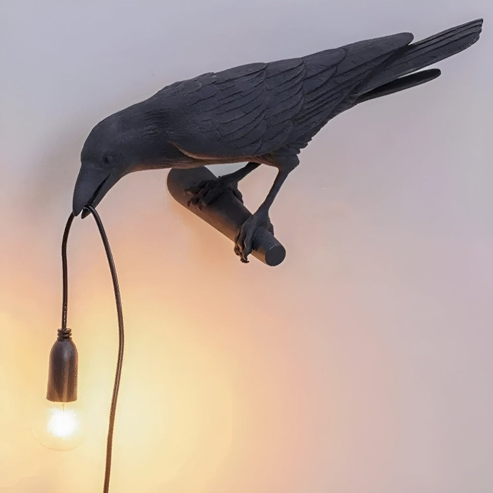 Takara – Nordische Vogel-Tisch- & Wandleuchte