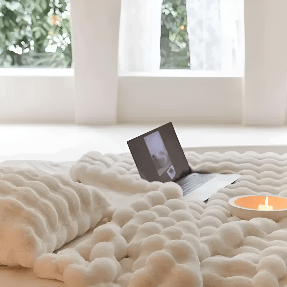 Hana – Flauschige Bubble-Velvet-Decke