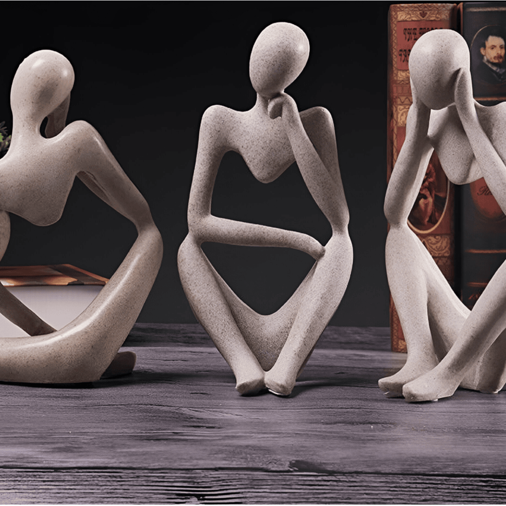 Rin – Abstrakte Sandstein-Figurenskulptur