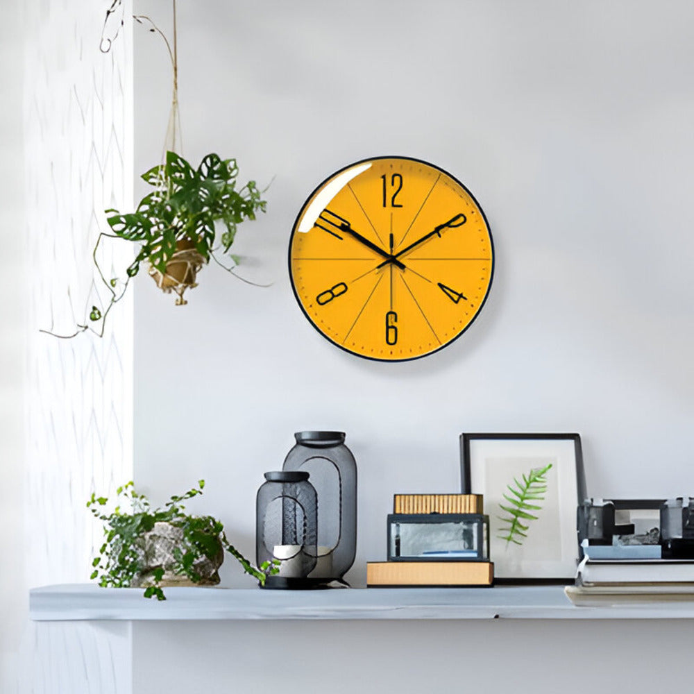 Ren – Schlichte Nordische Wanduhr