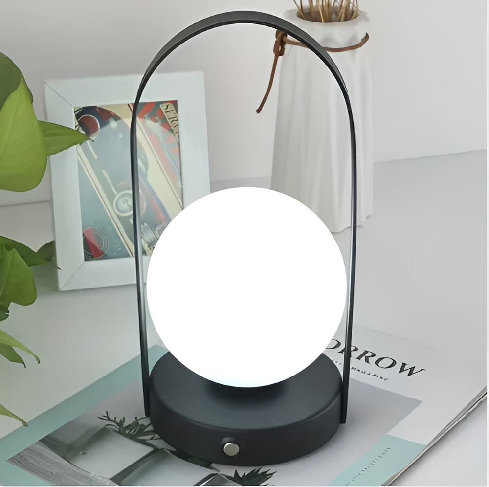 Mira – Stylische Tischlampe