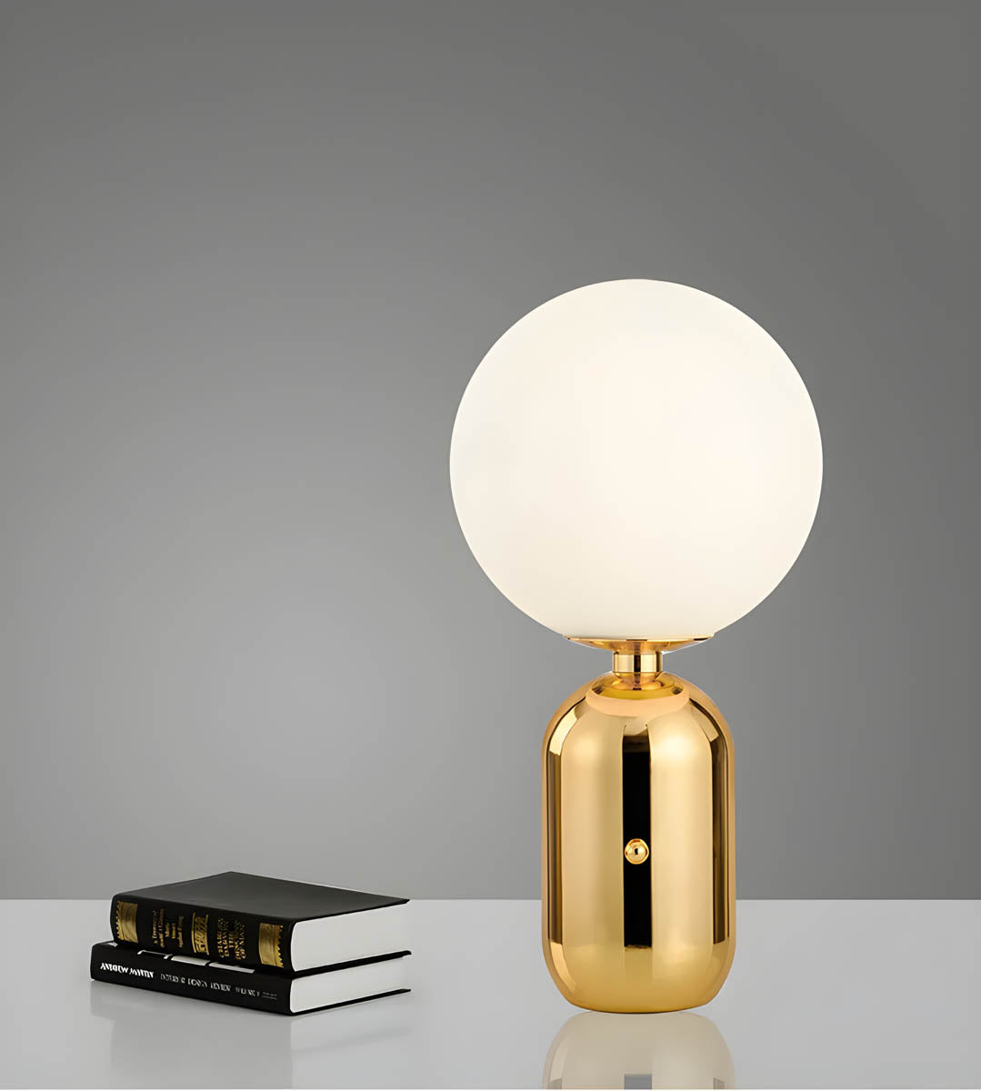 Svala – Postmoderne nordische Nachttischlampe