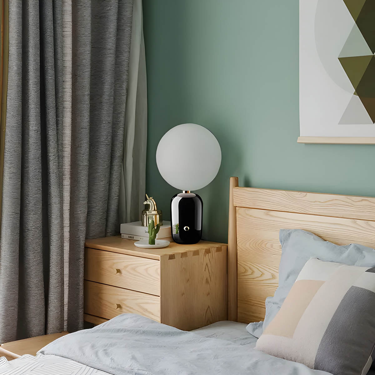 Svala – Postmoderne nordische Nachttischlampe