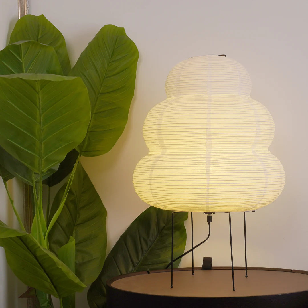 Takumi – Japanische Stehlampe aus Xuan-Papier