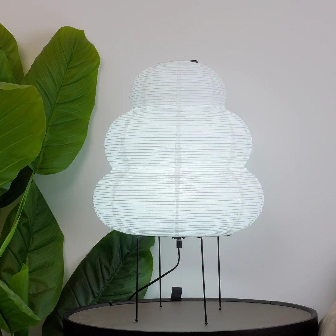 Takumi – Japanische Stehlampe aus Xuan-Papier
